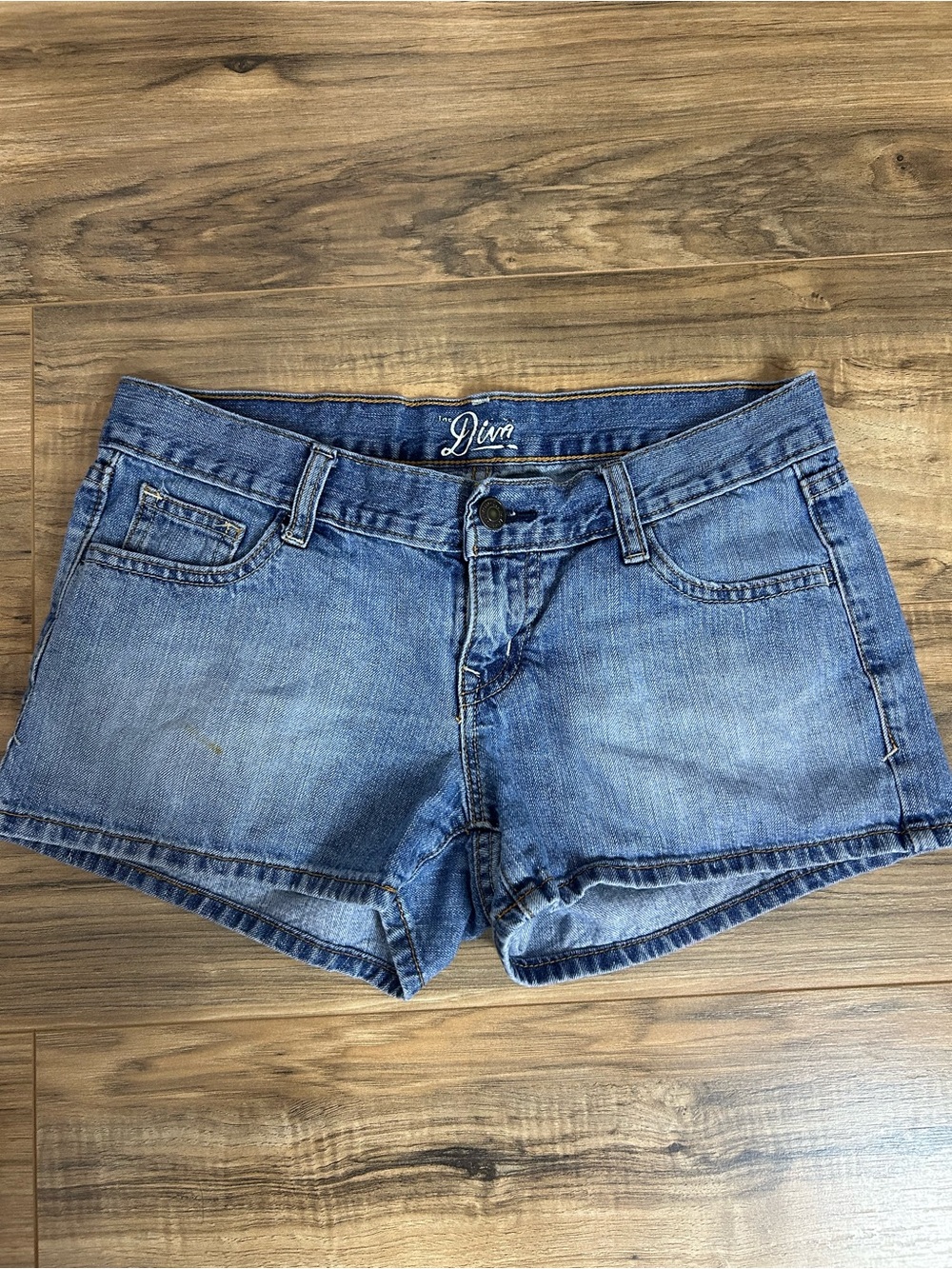 vintage old navy lowrise shorts